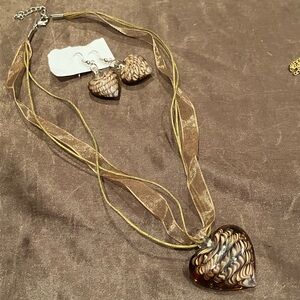 NWOT Glass Heart Necklace and Earring Set